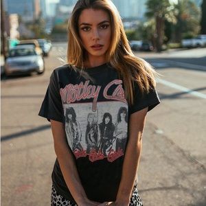 NWOT Motley Crue Girls Girls Girls Vintage Style Tee